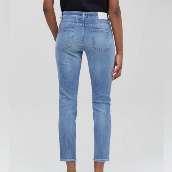 Closed Women's Light Blue Jeans - Picture 4 of 9